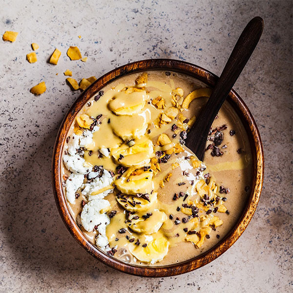 plant powered smotothie bowl | Biogen SA | [RECIPE] Plant Powered Banana Nut Smoothie Bowl